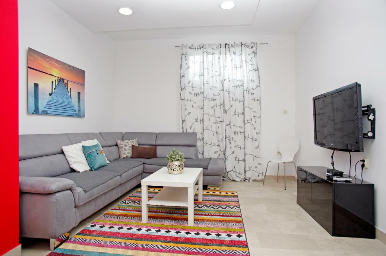 Apartments Armonia Подстрана Экстерьер фото